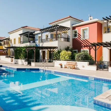 Aphrodite Gardens No.9 Luxury Apt * Paphos