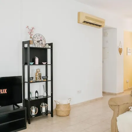 Apartman Aphrodite Gardens No.9 Luxury Apt *