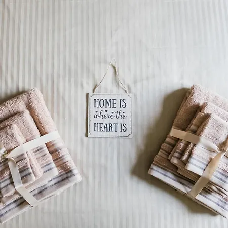 Aphrodite Gardens No.9 Luxury Apt Apartman